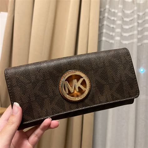 กระเป๋าสตางค์ michael kors แท้ ราคา|kingpower Michael Kors.